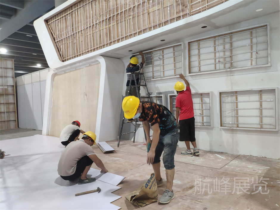 中交第二公路工程局展覽展臺搭建現場